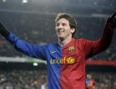 Rookie重返赛场，领先优势明显首场状态出色，C9观众沸腾！全场沸腾不已